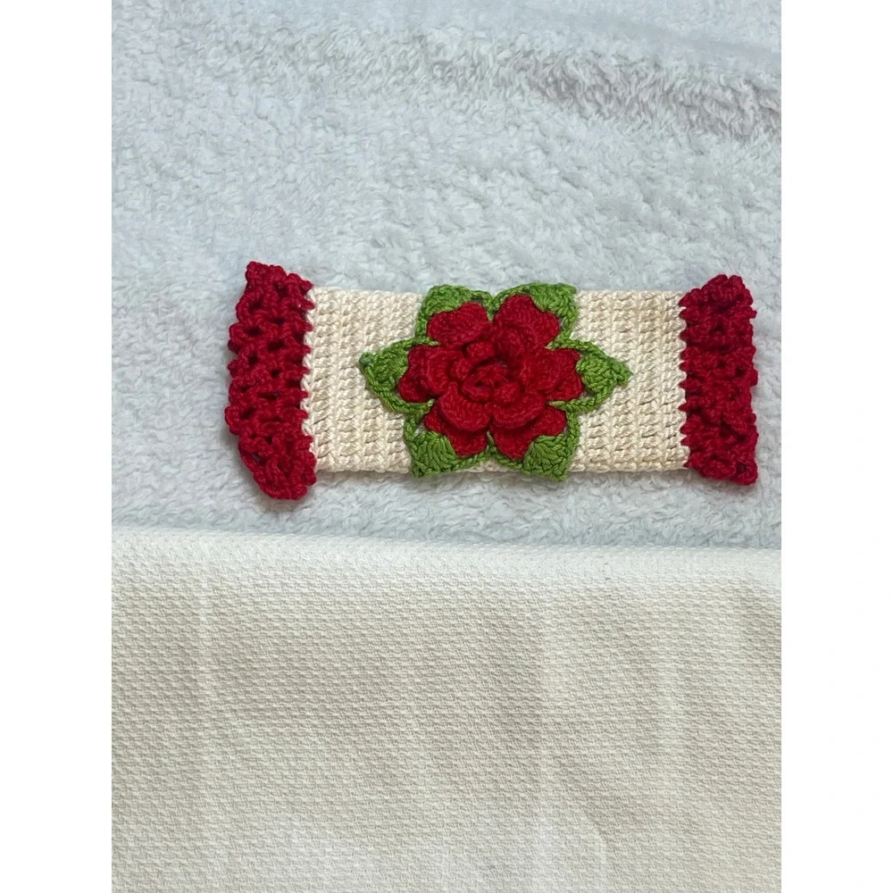 Handmade Crochet Kitchen Set Red Rose Floral Table Runner Potholders 4pc Vintage